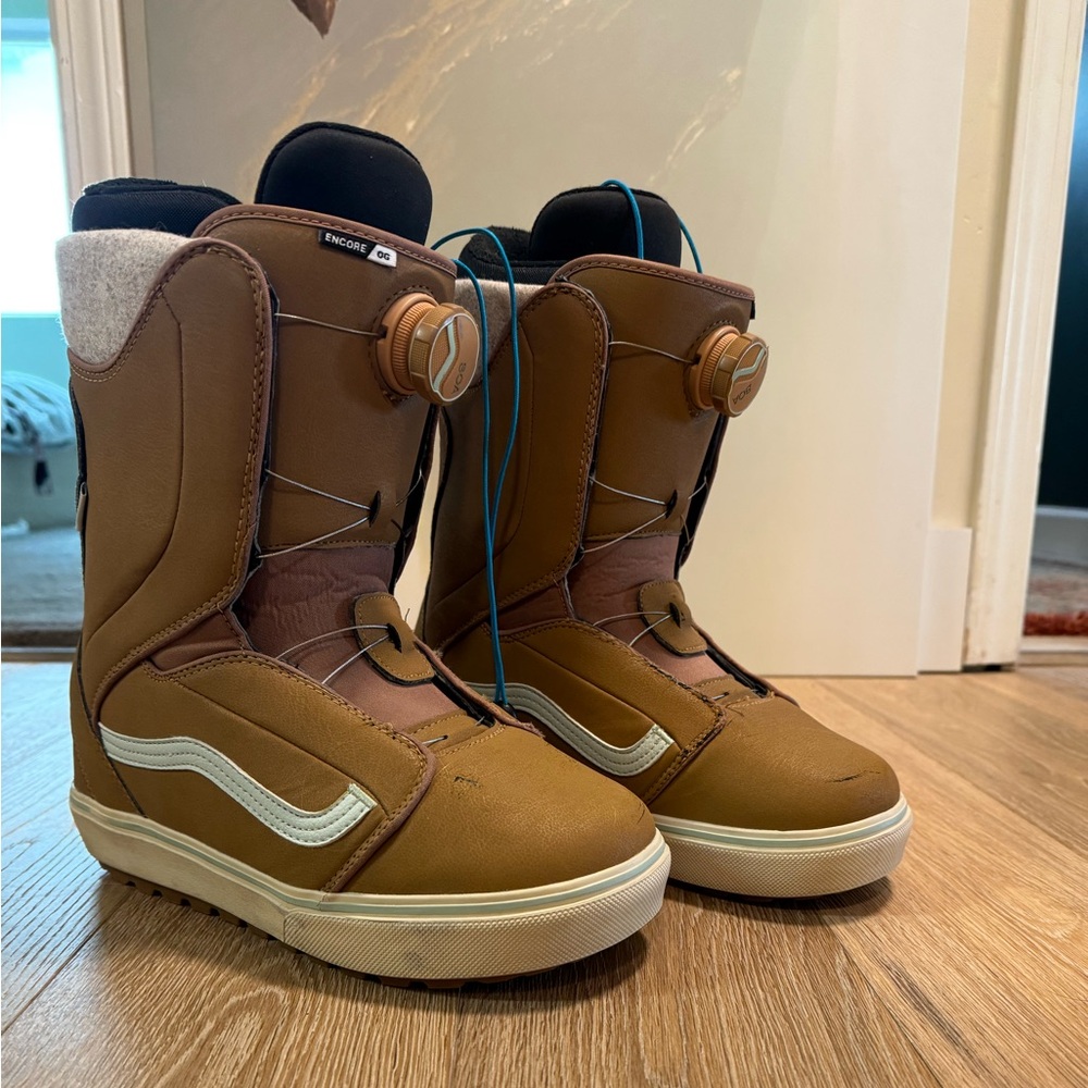Vans encore OG snowboard boots